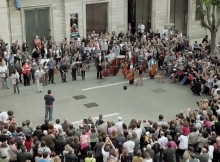 Flashmob Flash Mob – Ode an die Freude  Ode to Joy  Beethoven Symphony No.9 classical music – YouTube